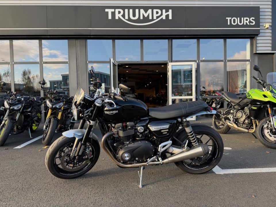 TRIUMPH SPEED TWIN 1200 4