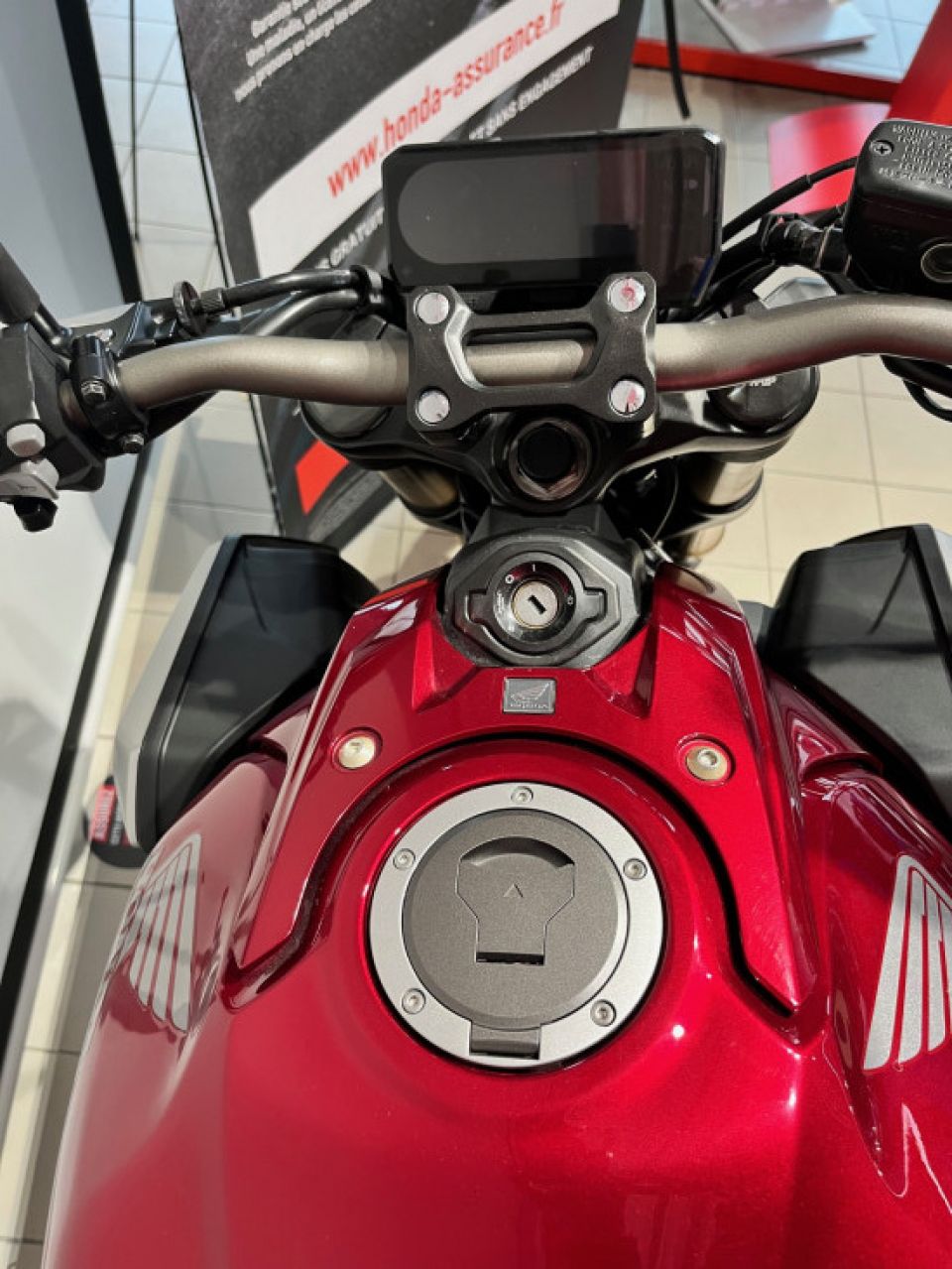 HONDA CB650R Neo Sports Café 4