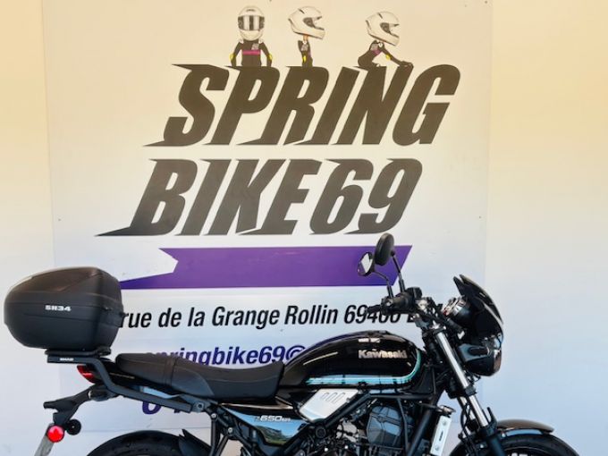 KAWASAKI Z 650 RS 4