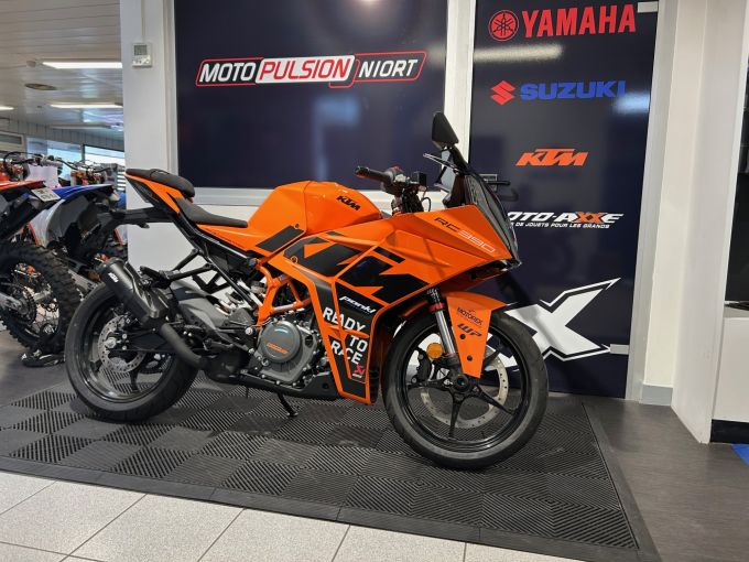 KTM RC 390 ABS 4