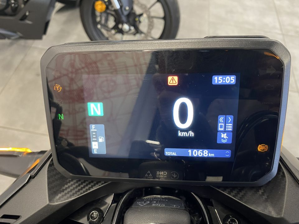 HONDA CB 500 Hornet 4