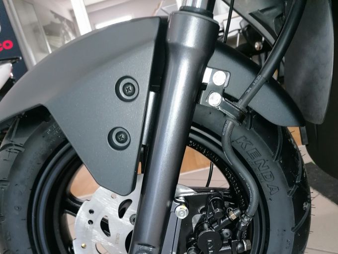 KYMCO AGILITY 50 NAKED RENOUVO 4