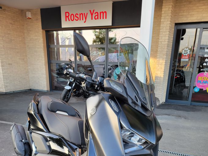 YAMAHA XMAX 125 TECH MAX 4
