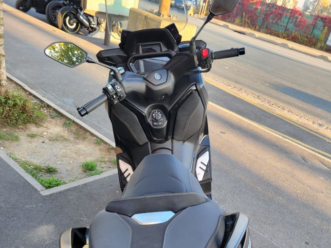 YAMAHA XMAX 125 TECH MAX 4