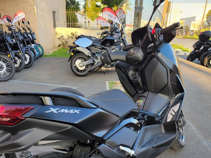 YAMAHA XMAX 125 TECH MAX 4