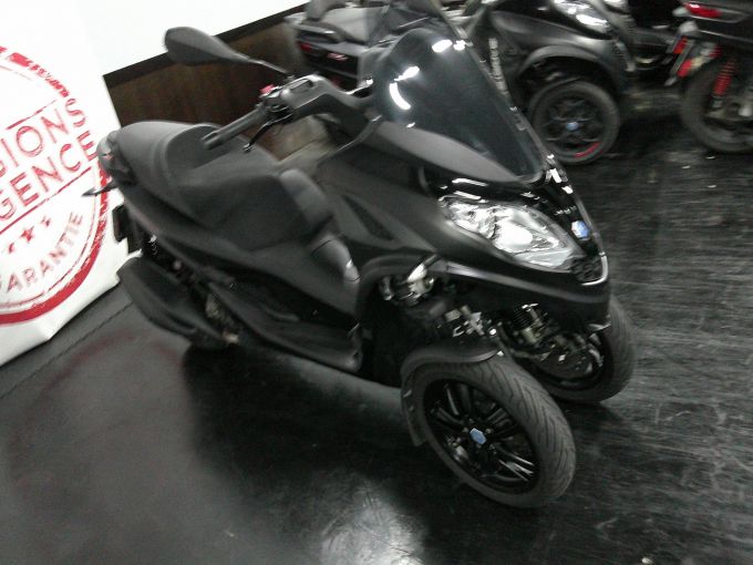 PIAGGIO MP3 300 HPE ABS ASR EURO5 4