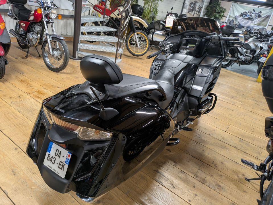 HONDA GOLDWING 1800 BAGGER 4