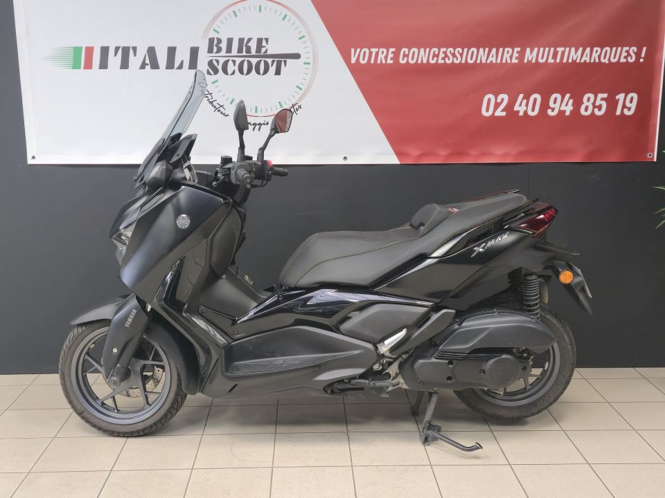 YAMAHA X-MAX 125 TECH MAX 4