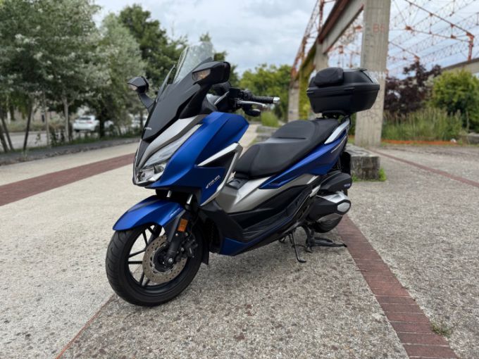 HONDA FORZA 350 4
