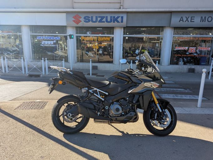 SUZUKI GSX-S 1000 GX 4