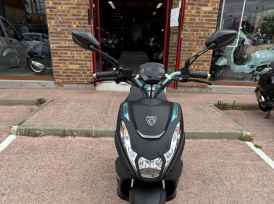 PEUGEOT E-STREETZONE L1 - 2025