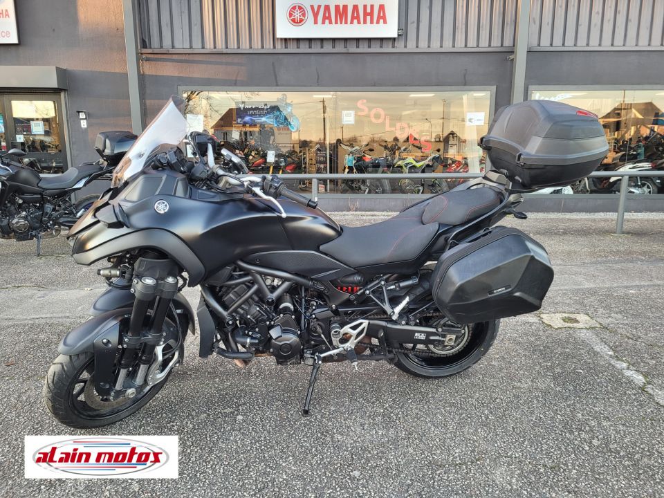 YAMAHA NIKEN 850 GT 4