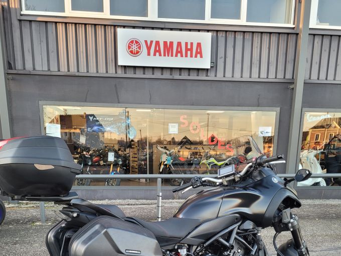 YAMAHA NIKEN 850 GT 4