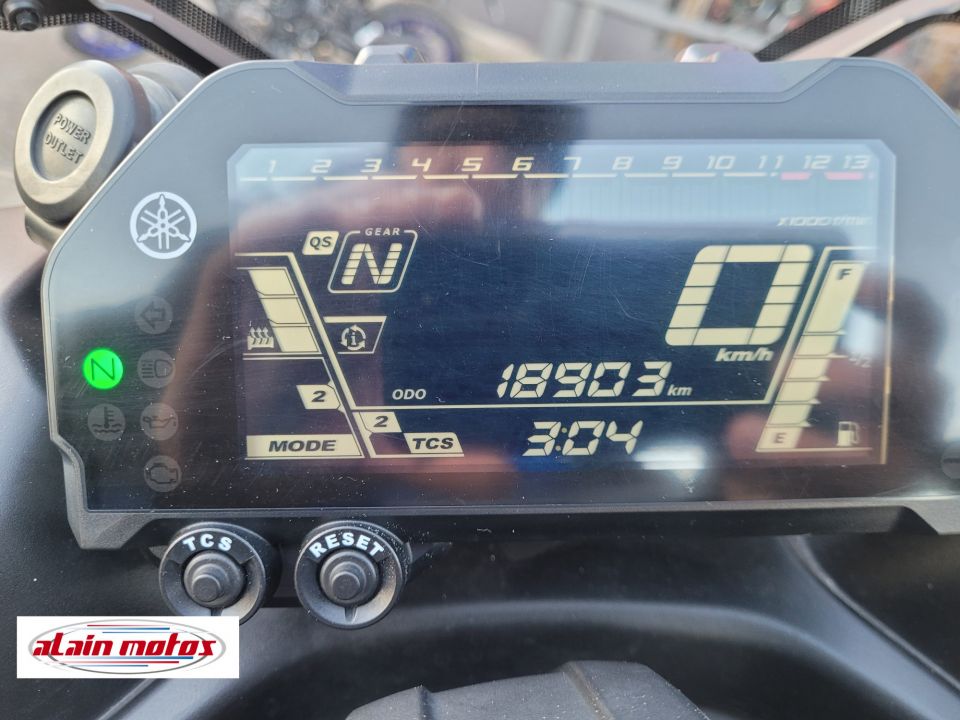 YAMAHA NIKEN 850 GT 4