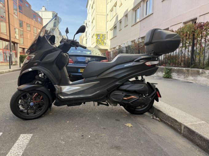 PIAGGIO MP3 530 HPE EXCLUSIVE 4