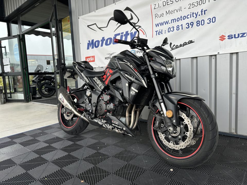 SUZUKI GSX-S 750 4