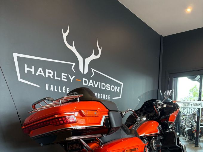 HARLEY-DAVIDSON TOURING ROAD GLIDE 1923 CVO 4