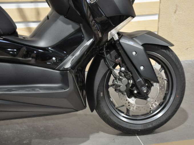 YAMAHA X-MAX 125 IRON MAX 4