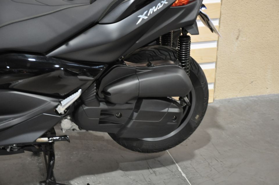 YAMAHA X-MAX 125 IRON MAX 4