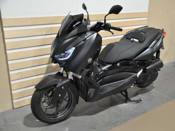 YAMAHA X-MAX 125 IRON MAX 4