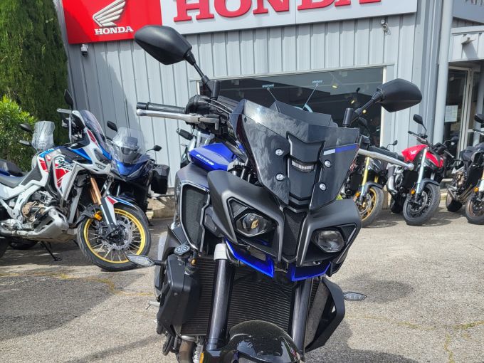 YAMAHA MT-10 4