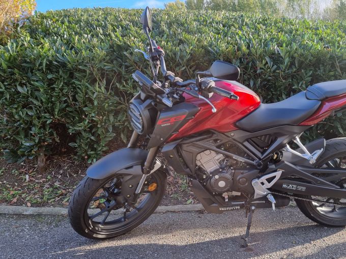 HONDA CB 125 R 4