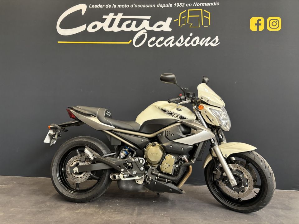 YAMAHA XJ6 (47.5CV) 4