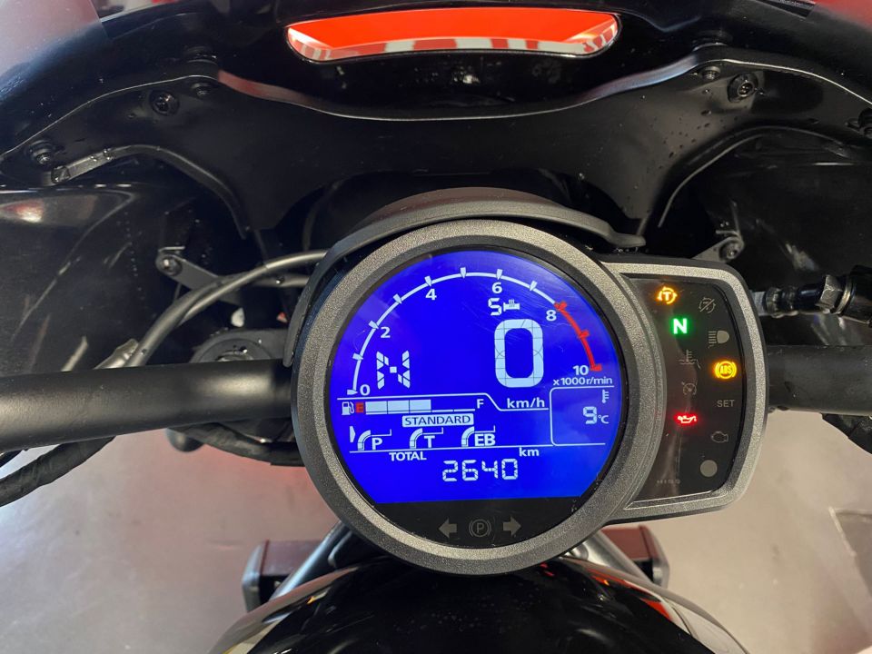 HONDA CMX 1100 REBEL 4