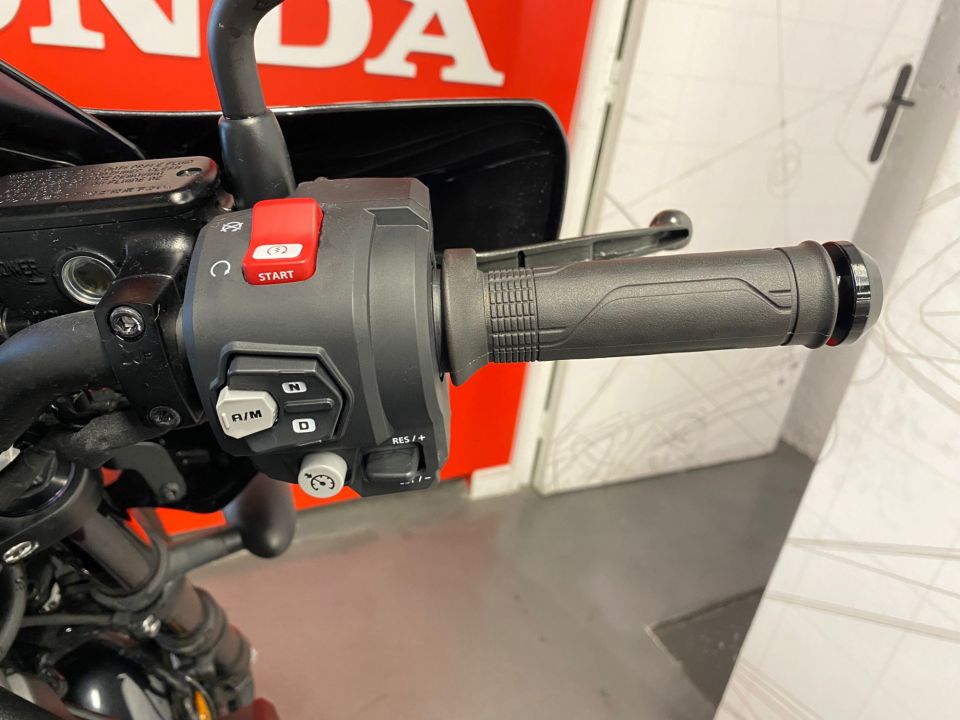 HONDA CMX 1100 REBEL 4