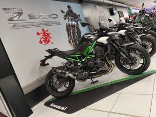 KAWASAKI Z 900 - 2025