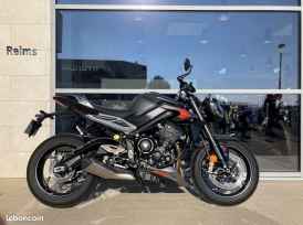TRIUMPH STREET TRIPLE 765 RS - 2024