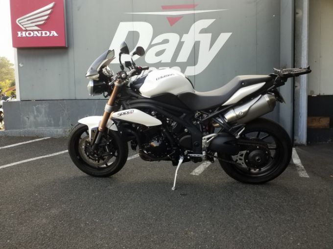 TRIUMPH SPEED TRIPLE 1050 4