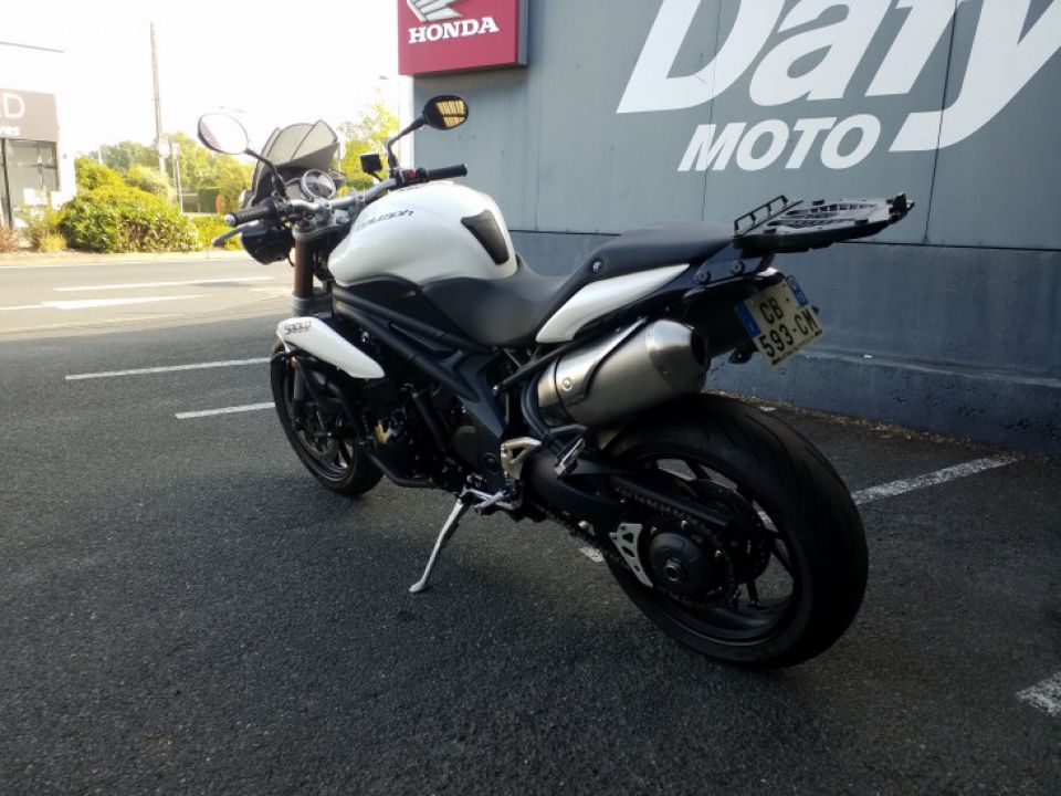 TRIUMPH SPEED TRIPLE 1050 4