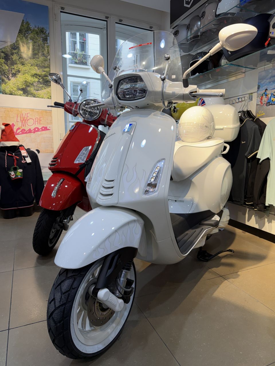 VESPA PRIMAVERA 50 4