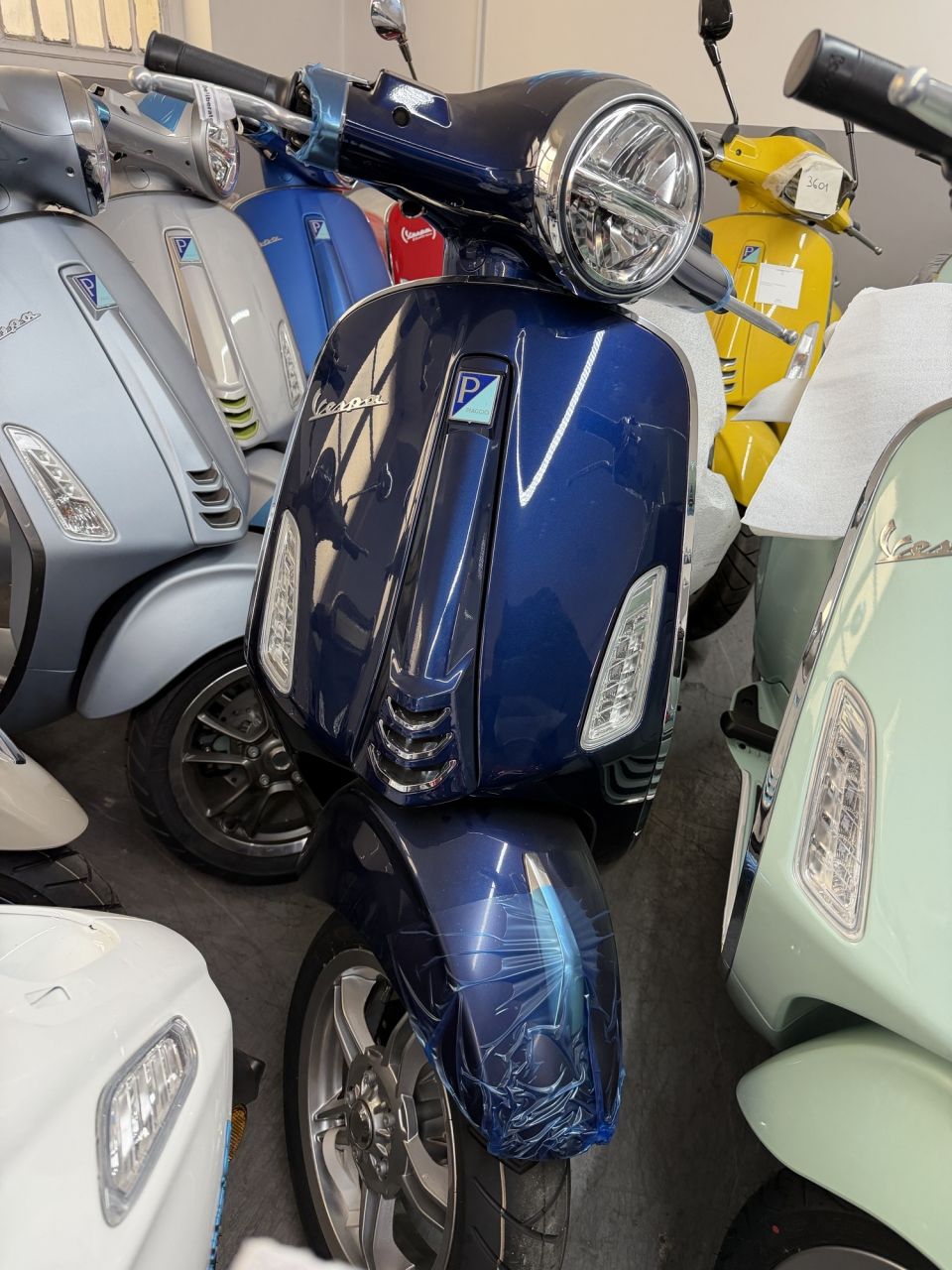 VESPA PRIMAVERA 50 4