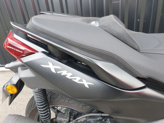 YAMAHA XMAX 125 TECH MAX 4