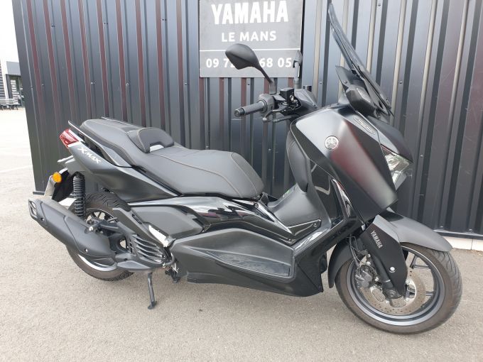 YAMAHA XMAX 125 TECH MAX 4