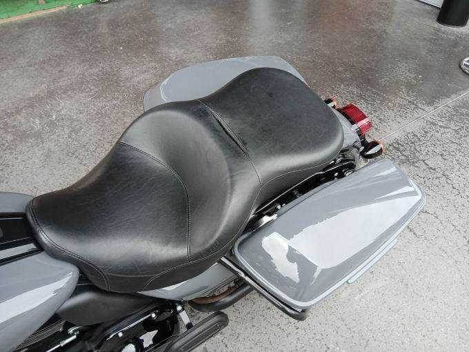 HARLEY-DAVIDSON TOURING STREET GLIDE 1923 ST 4
