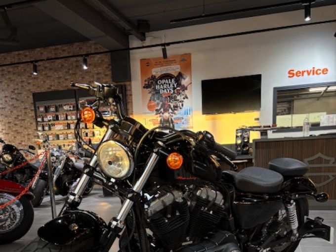 HARLEY-DAVIDSON SPORTSTER FORTY-EIGHT 1200 4