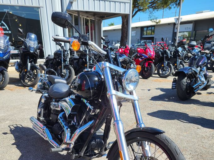 HARLEY-DAVIDSON DYNA WIDE GLIDE 1690 4