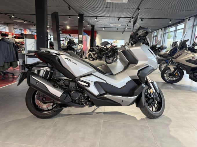 HONDA ADV 350 4
