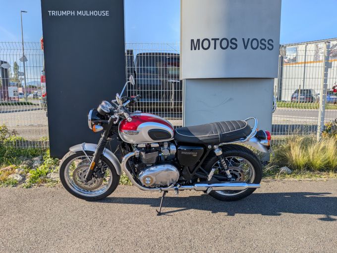 TRIUMPH BONNEVILLE T120 4