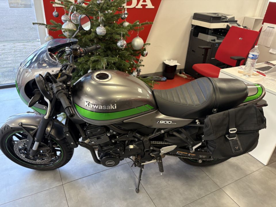 KAWASAKI Z900RS 4