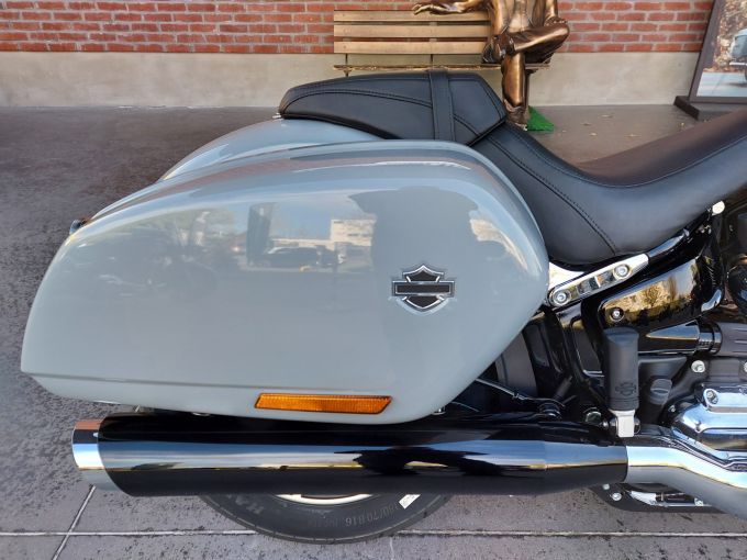 HARLEY-DAVIDSON SOFTAIL SPORT GLIDE 1745 4