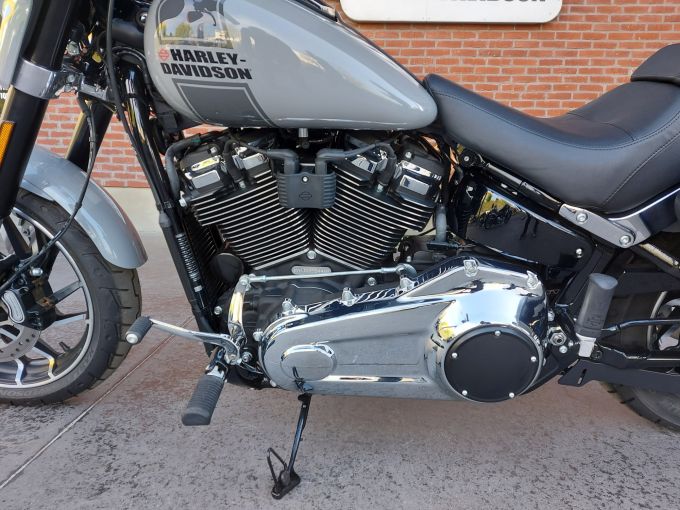 HARLEY-DAVIDSON SOFTAIL SPORT GLIDE 1745 4