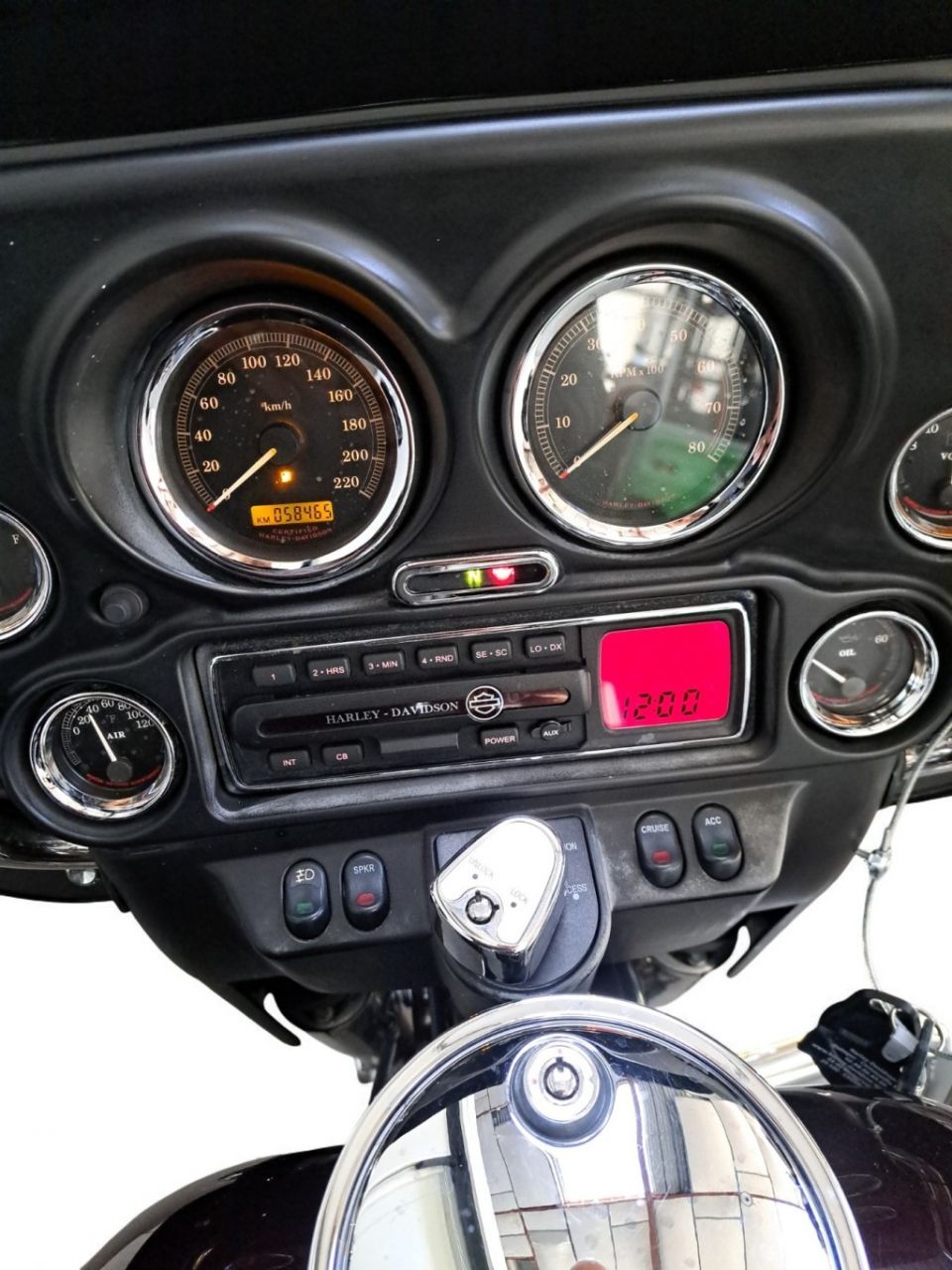 HARLEY-DAVIDSON TOURING ELECTRA GLIDE 1450 4