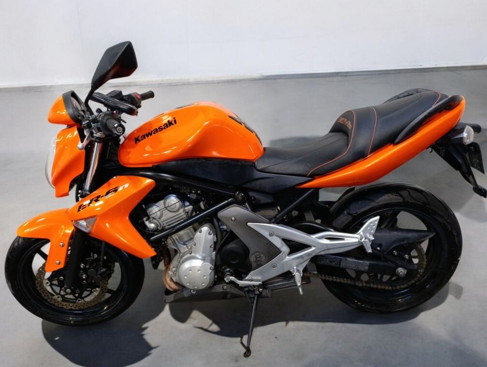 KAWASAKI ER-6 4