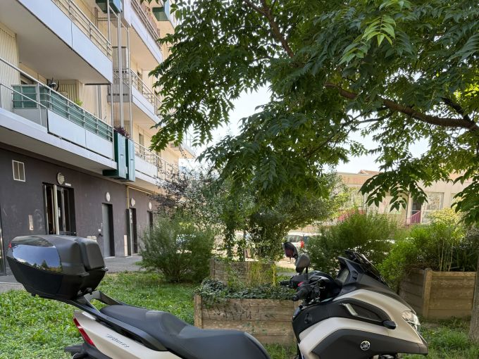 YAMAHA TRICITY 300 4