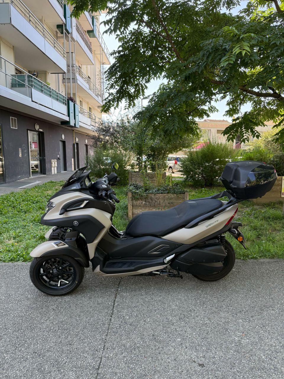 YAMAHA TRICITY 300 4