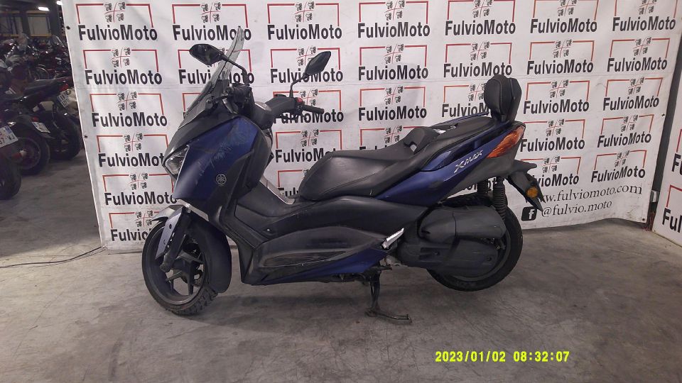 YAMAHA X-MAX 125 4